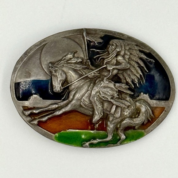 VTG Siskiyou Pewter 1988 Belt Buckle Enamel Native American Chief on Horse Color - Picture 1 of 10